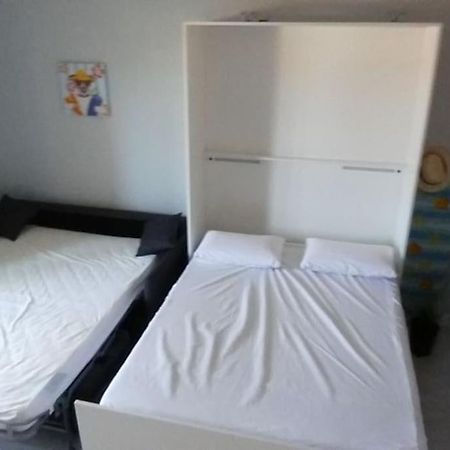 Studio 150M De La Plage La Seyne-sur-Mer Extérieur photo